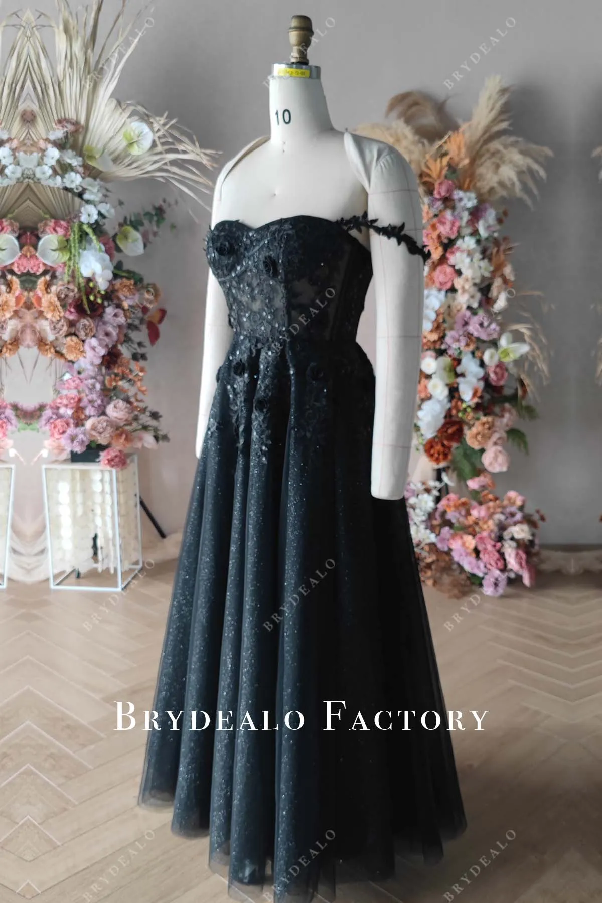 Custom Black Lace Glitter Slim A-line Floor Length Wedding Dress