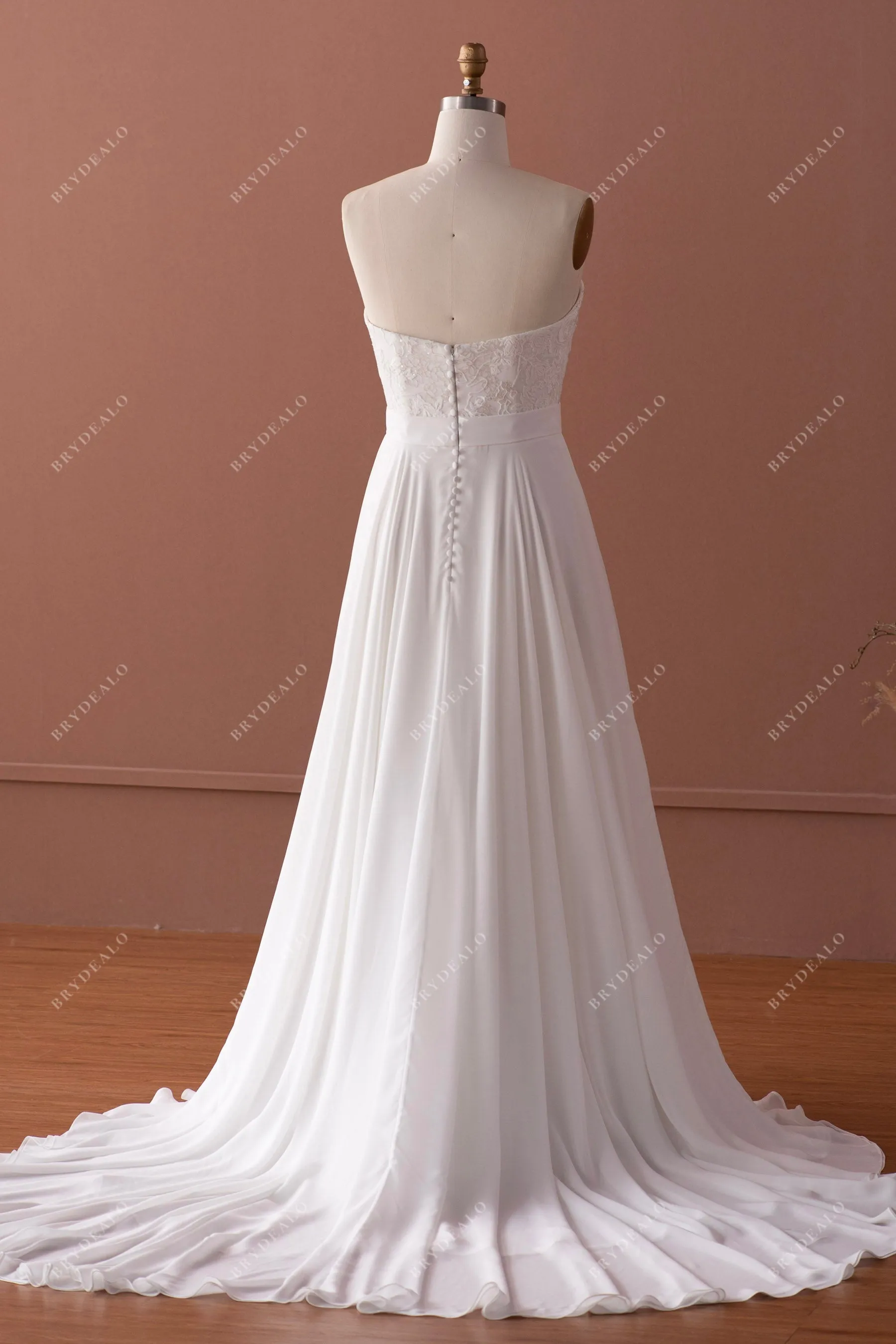 Designer Lace Strapless Sweetheart Outdoor Chiffon Wedding Dress