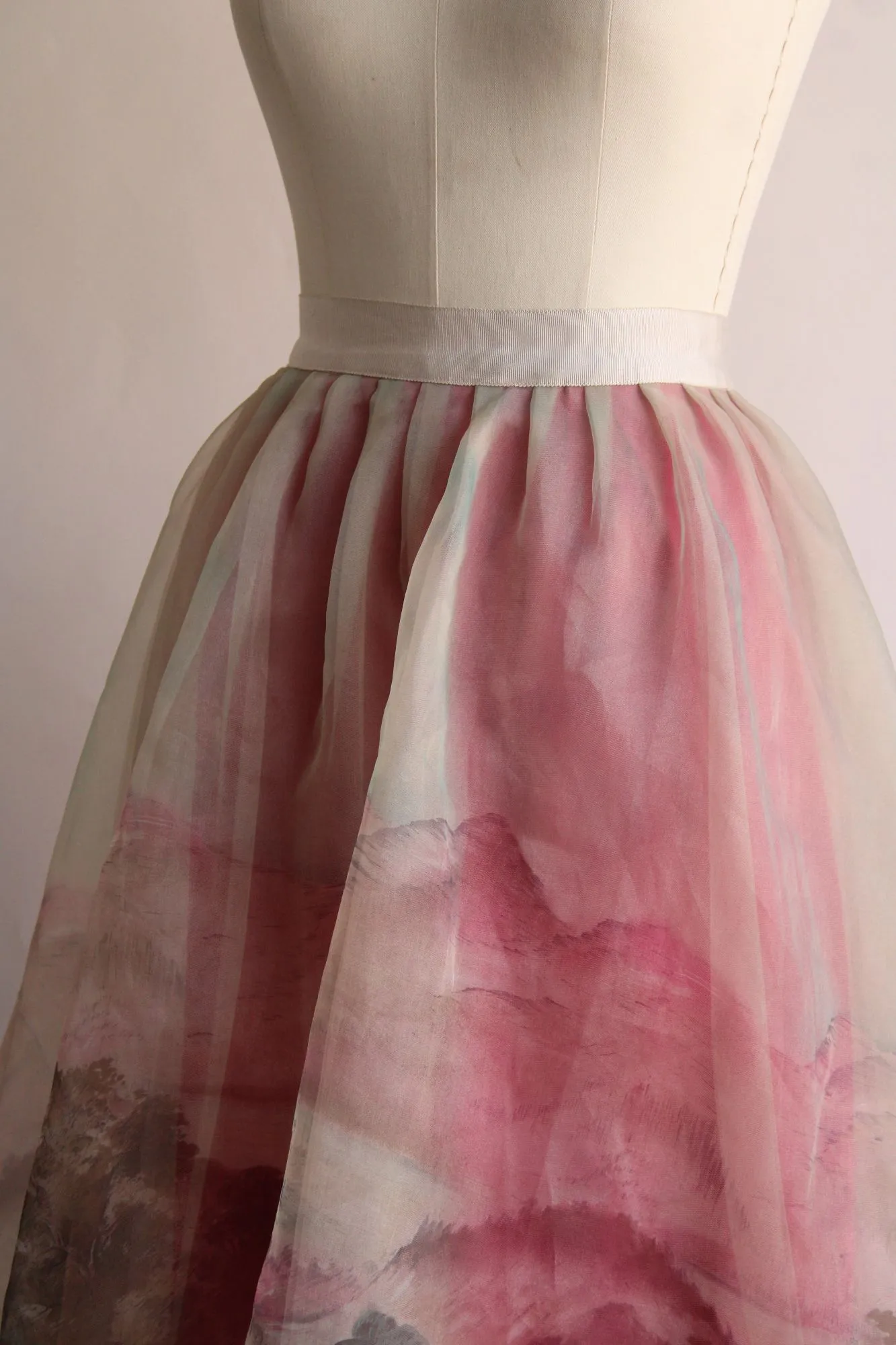 Moulinette Soeurs Skirt, Size 8, Pink and Gray Chiffon, Train Novelty Print