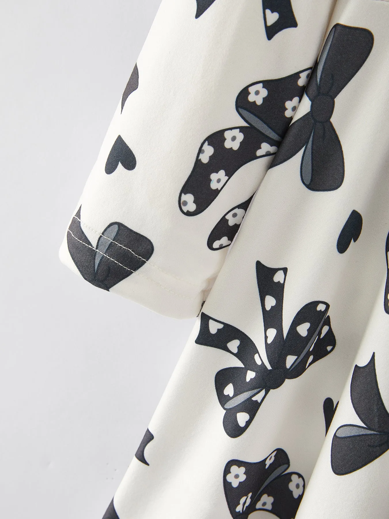 Spring and Summer Girls' Black Bow Print Dress