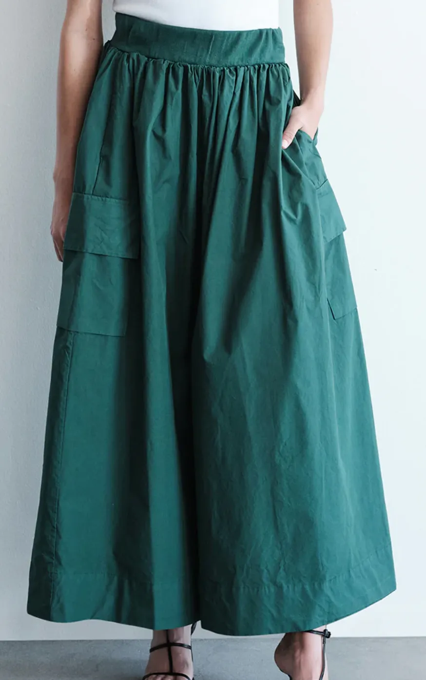 Structured Poplin Cargo Skirt IN RAINFOREST