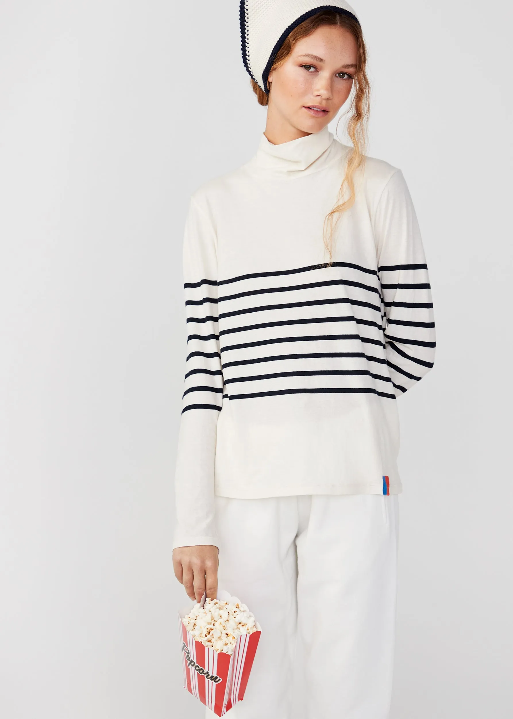 The Tissue Turtleneck - Cream/Navy